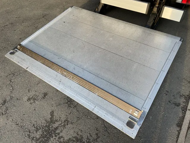 三菱 キャンター TKG-FEB50(2WD)の写真5