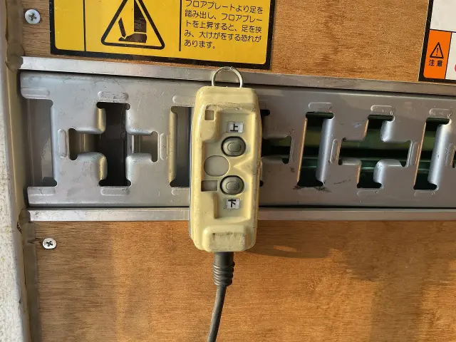 三菱 キャンター TKG-FEB50(2WD)の写真29