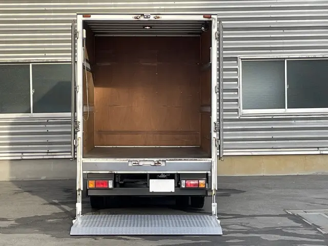 日産 アトラス PDG-TZ2F24(2WD)の写真4