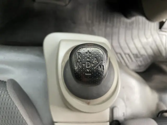 日産 アトラス PDG-TZ2F24(2WD)の写真17