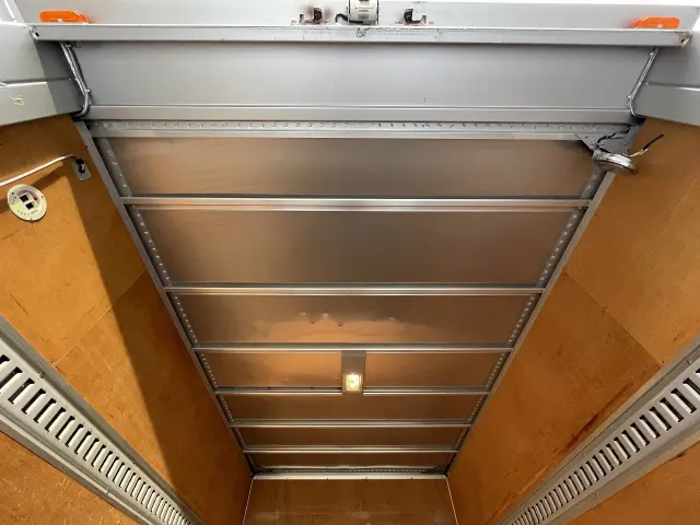 日産 アトラス PDG-TZ2F24(2WD)の写真25