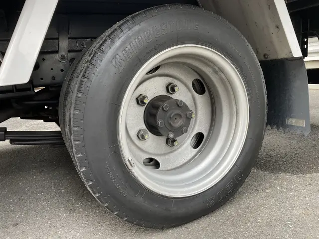 日産 アトラス PDG-TZ2F24(2WD)の写真36