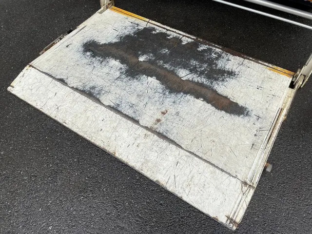 トヨタ ダイナ 2RG-XZU605(2WD)の写真6