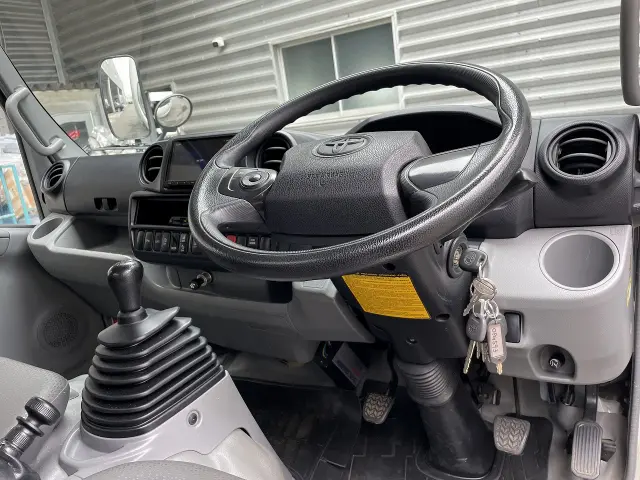 トヨタ ダイナ 2RG-XZU605(2WD)の写真16