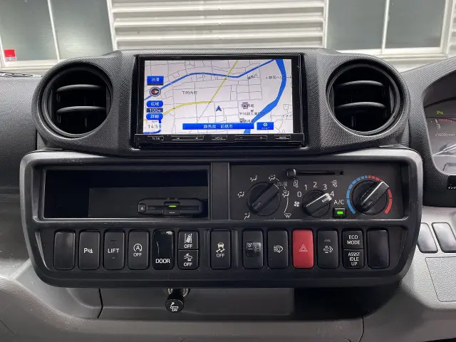 トヨタ ダイナ 2RG-XZU605(2WD)の写真17