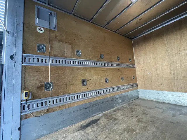 トヨタ ダイナ TPG-XZU605(2WD)の写真21