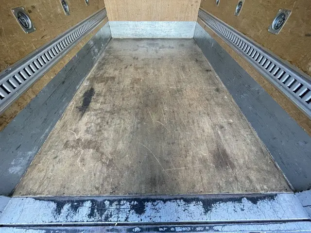 トヨタ ダイナ TPG-XZU605(2WD)の写真24