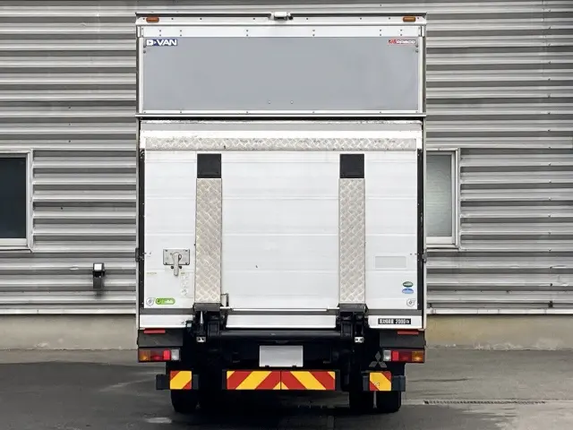 三菱 キャンター TKG-FEB50(2WD)の写真3