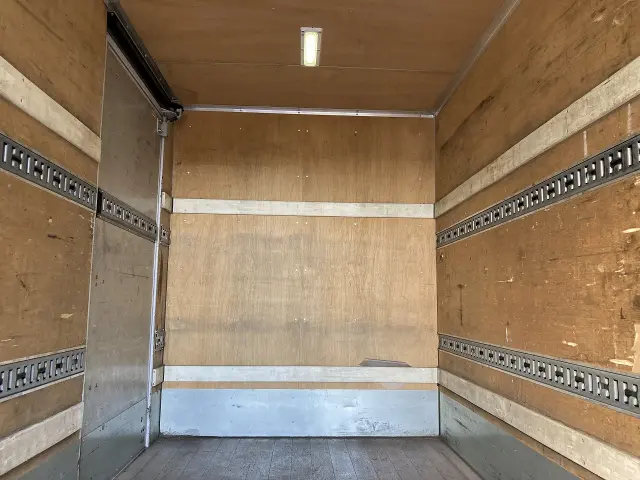 トヨタ ダイナ 2RG-XZU605(2WD)の写真26