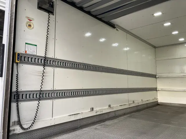 日野 デュトロ TKG-XZU720M(2WD)の写真23