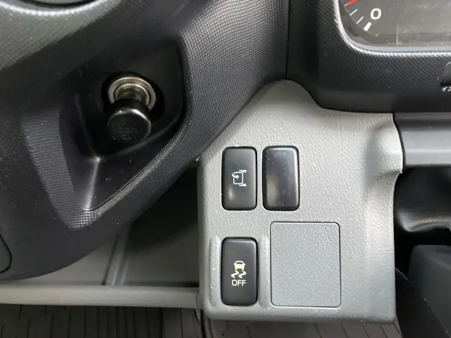 日野 デュトロ TKG-XZU720M(2WD)の写真41