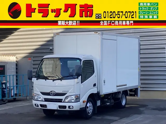 トヨタ ダイナ TKG-XZC645(2WD)の写真1