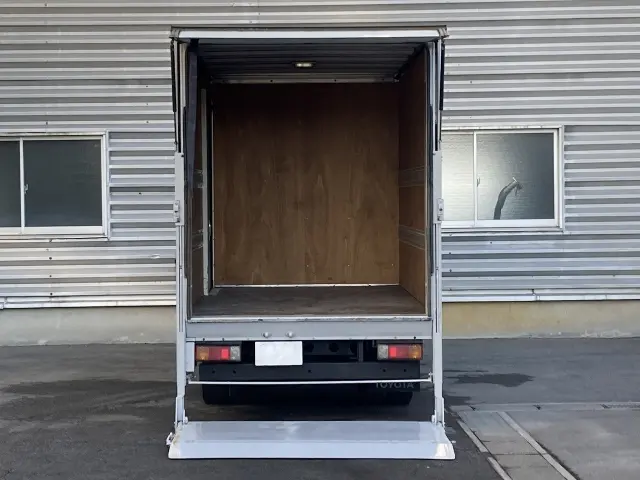 トヨタ ダイナ TKG-XZC645(2WD)の写真5