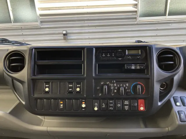 日野 デュトロ TKG-XZU710M(2WD)の写真18