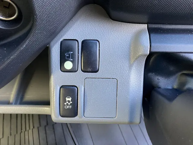 日野 デュトロ TKG-XZU710M(2WD)の写真41