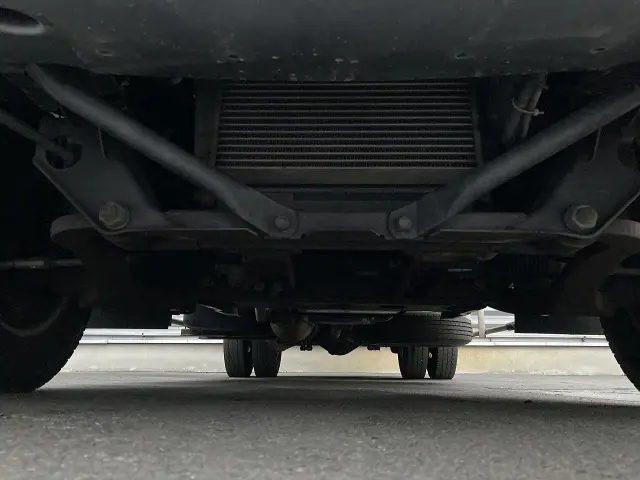 いすゞ エルフ BKG-NPR85AN(2WD)の写真8