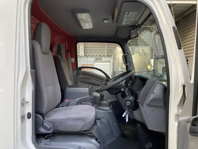 いすゞ エルフ BKG-NPR85AN(2WD)の写真35