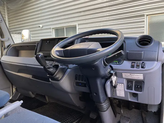 三菱 キャンター TKG-FEB50(2WD)の写真17