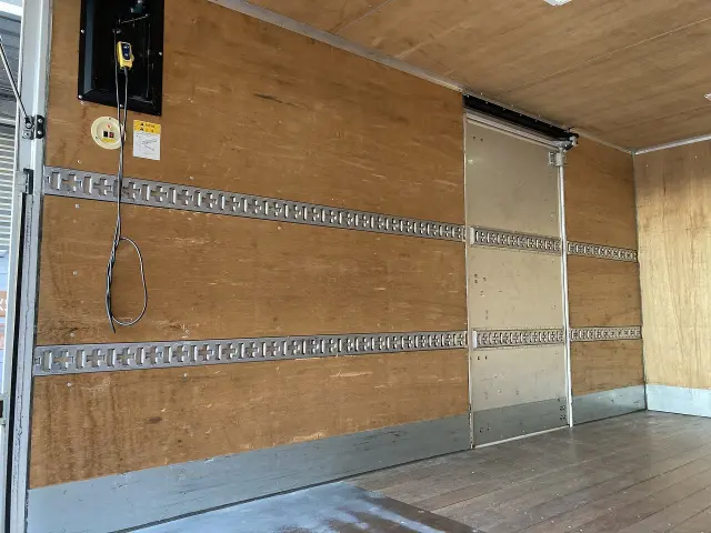 三菱 キャンター TKG-FEB50(2WD)の写真24