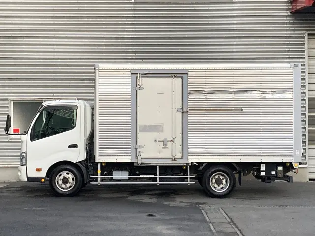 日野 デュトロ TKG-XZU710M(2WD)の写真2