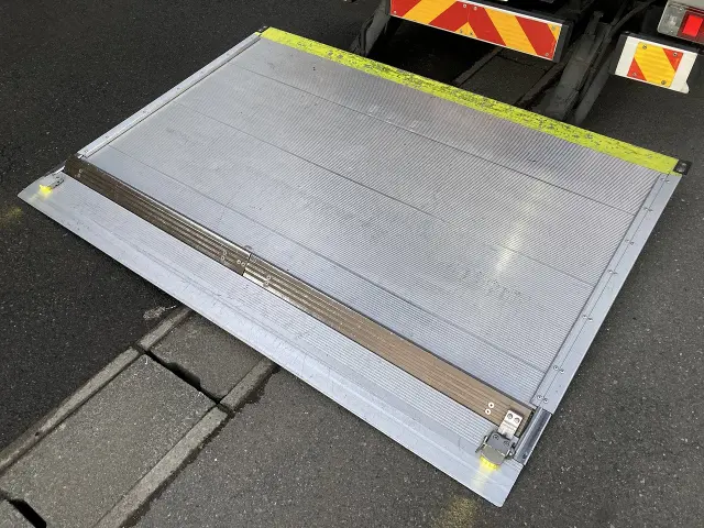 日野 デュトロ TKG-XZU710M(2WD)の写真6