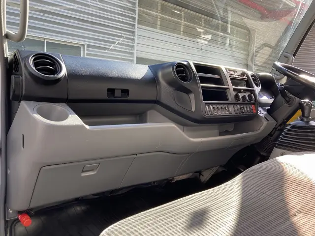 日野 デュトロ TKG-XZU710M(2WD)の写真21