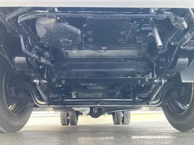 三菱 キャンター TPG-FEA50(2WD)の写真7