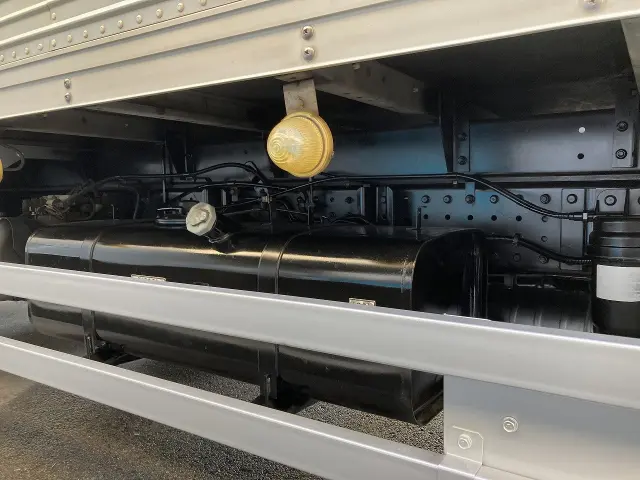 三菱 キャンター TPG-FEA50(2WD)の写真10