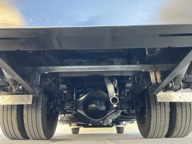 三菱 キャンター TPG-FEA50(2WD)の写真11