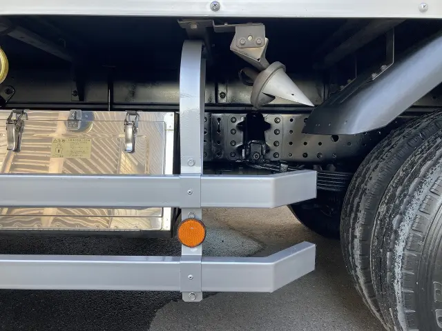 三菱 キャンター TPG-FEA50(2WD)の写真31