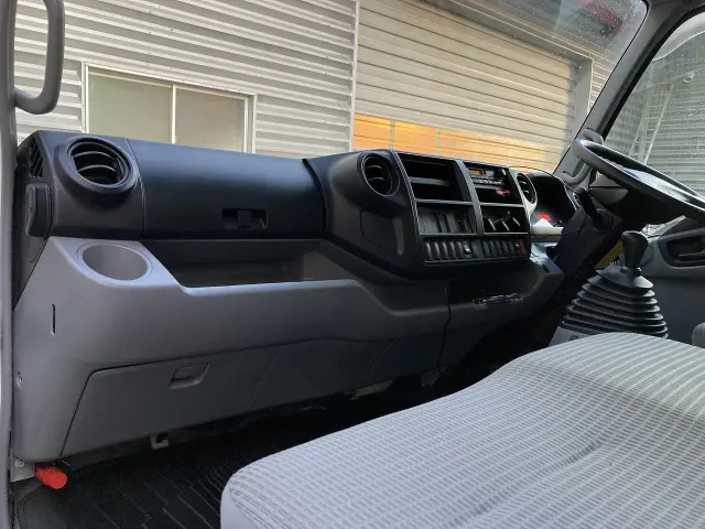 日野 デュトロ TKG-XZU710M(2WD)の写真19