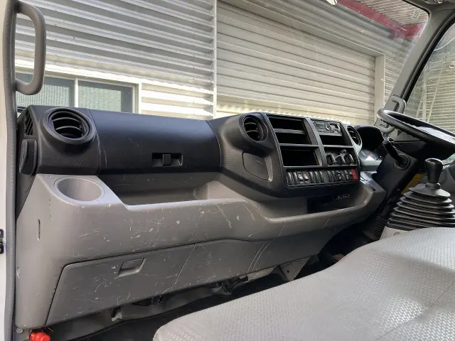 日野 デュトロ TKG-XZU710M(2WD)の写真19