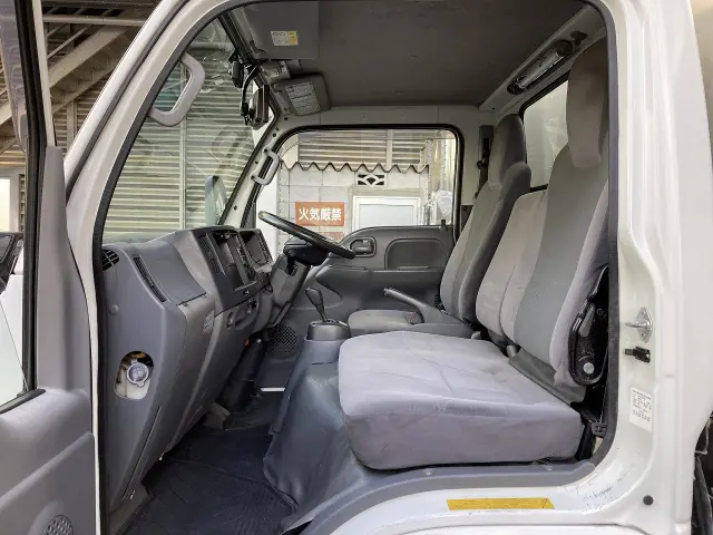 マツダ タイタン TRG-LKR85N(2WD)の写真43