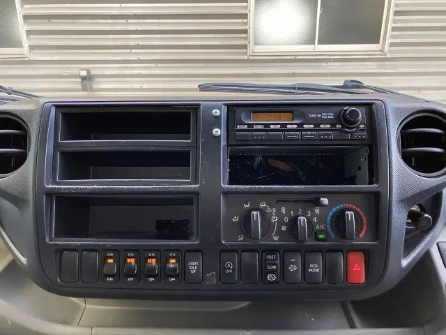 日野 デュトロ TKG-XZU720M(2WD)の写真16