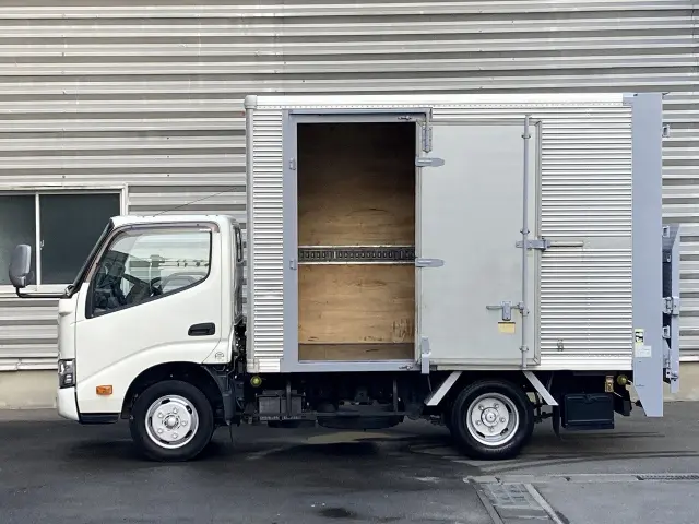 日野 デュトロ TPG-XZC605M(2WD)の写真3