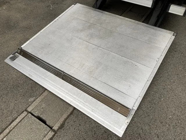 三菱 キャンター TPG-FEA50(2WD)の写真5