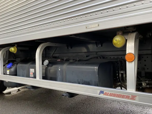 いすゞ エルフ 2RG-NLR88AN(2WD)の写真11