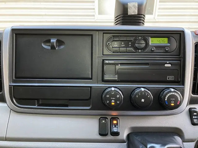 三菱 キャンター TPG-FEB50(2WD)の写真18