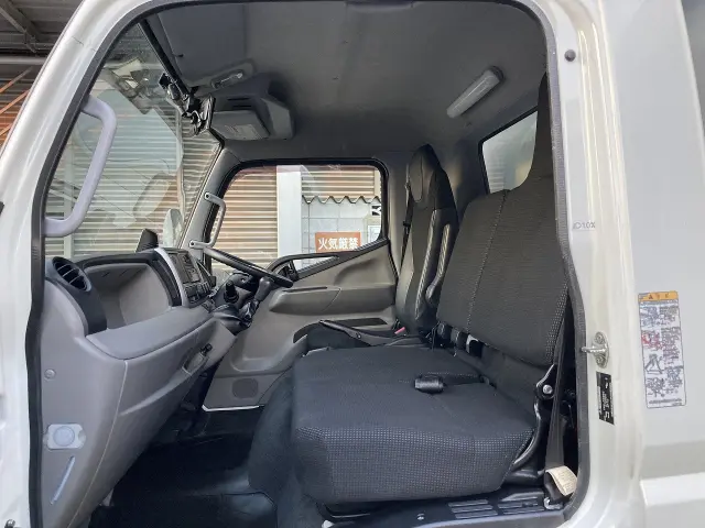 三菱 キャンター TPG-FEB50(2WD)の写真45