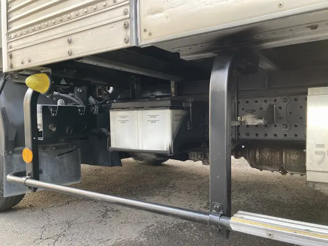 いすゞ エルフ TPG-NPR85AN(2WD)の写真10