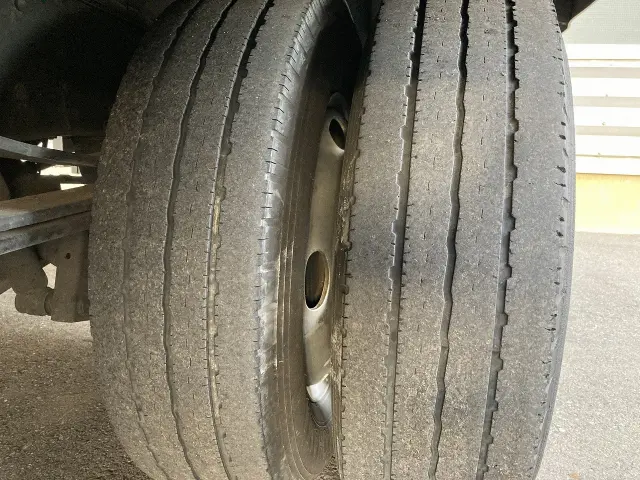 いすゞ エルフ TPG-NPR85AN(2WD)の写真15