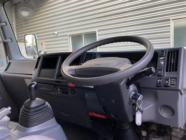 いすゞ エルフ TPG-NPR85AN(2WD)の写真17