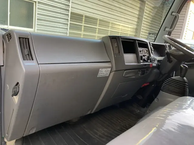 いすゞ エルフ TPG-NPR85AN(2WD)の写真21