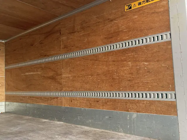 いすゞ エルフ TPG-NPR85AN(2WD)の写真24