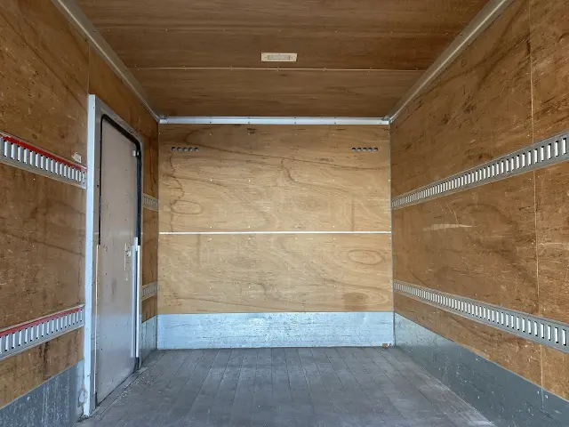 いすゞ エルフ TPG-NPR85AN(2WD)の写真28