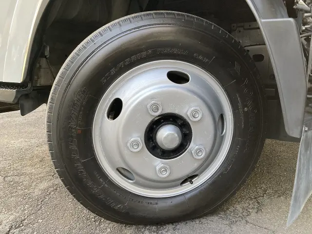 いすゞ エルフ TPG-NPR85AN(2WD)の写真33