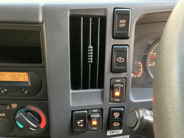 いすゞ エルフ TPG-NPR85AN(2WD)の写真38