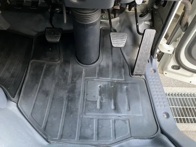 いすゞ エルフ TPG-NPR85AN(2WD)の写真39