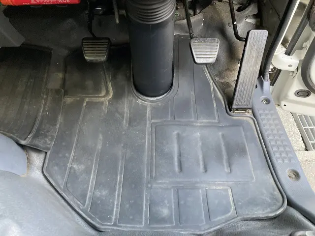 いすゞ エルフ TPG-NPR85AN(2WD)の写真40