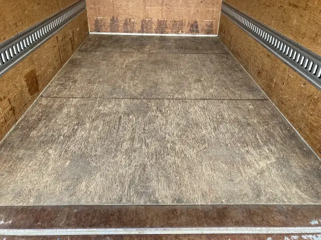 日産 アトラス BKG-ALR85AN(2WD)の写真28